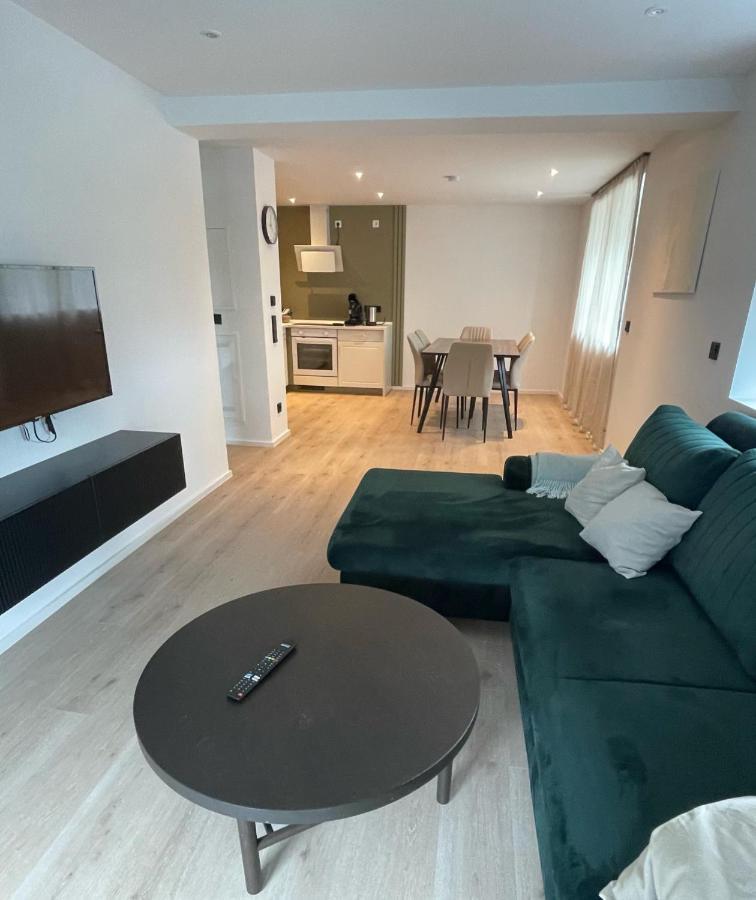 Roemer Apartment Und Zimmer Тюркхайм Екстериор снимка