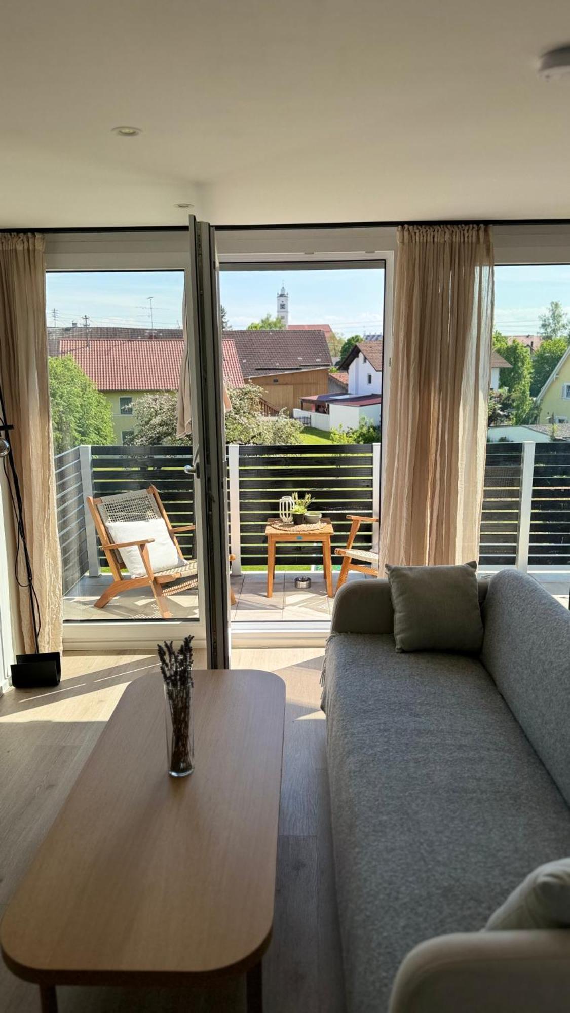 Roemer Apartment Und Zimmer Тюркхайм Екстериор снимка